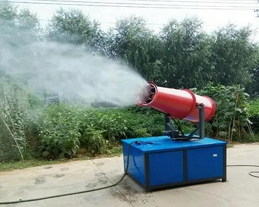 What is the atomization process of fog cannon machine?